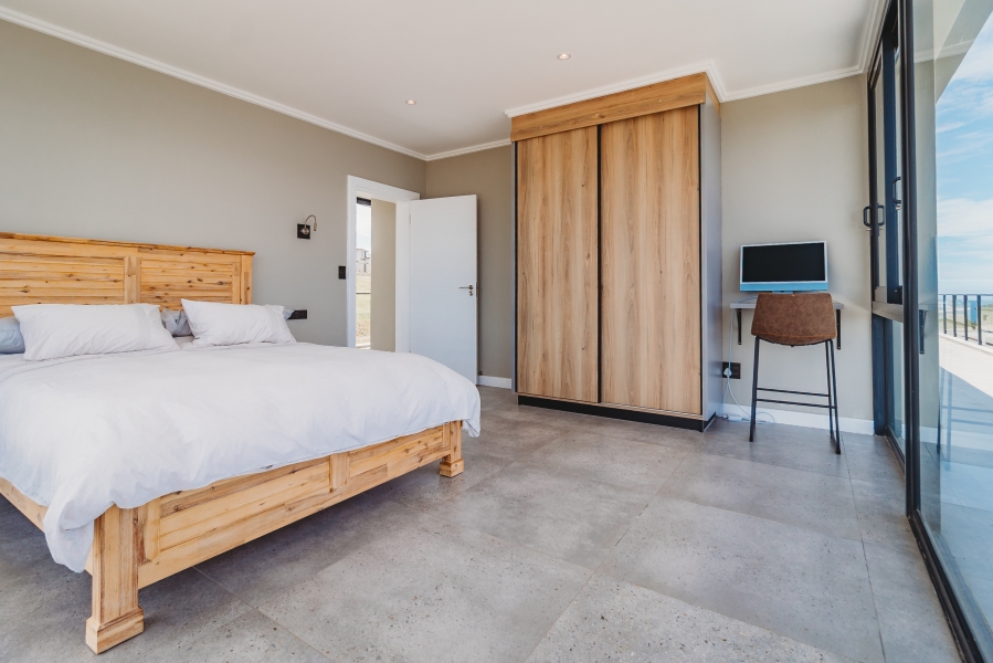 4 Bedroom Property for Sale in Le Grand Golf Estate Western Cape